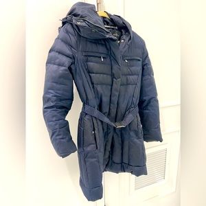 Cole Haan. Medium. Women’s navy puffer coat